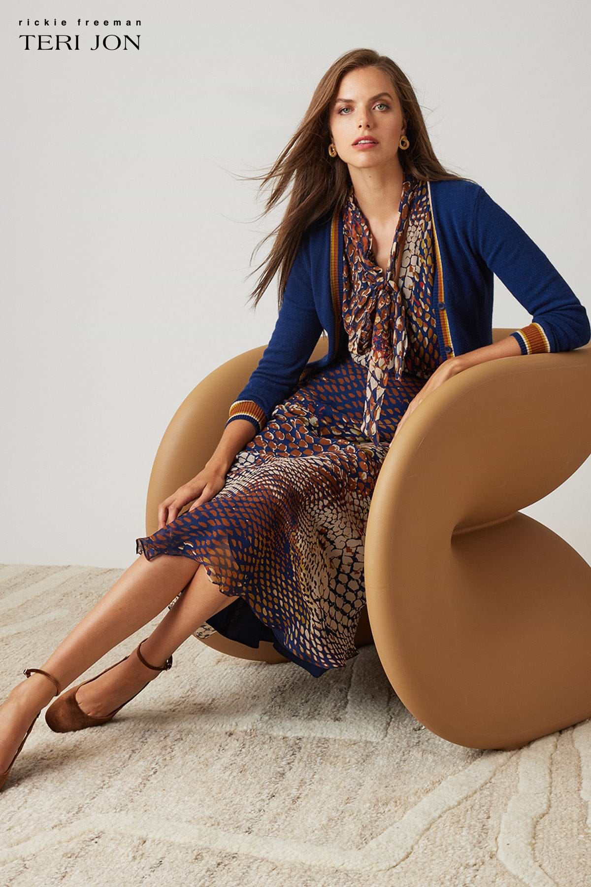 Color_Navy Multi