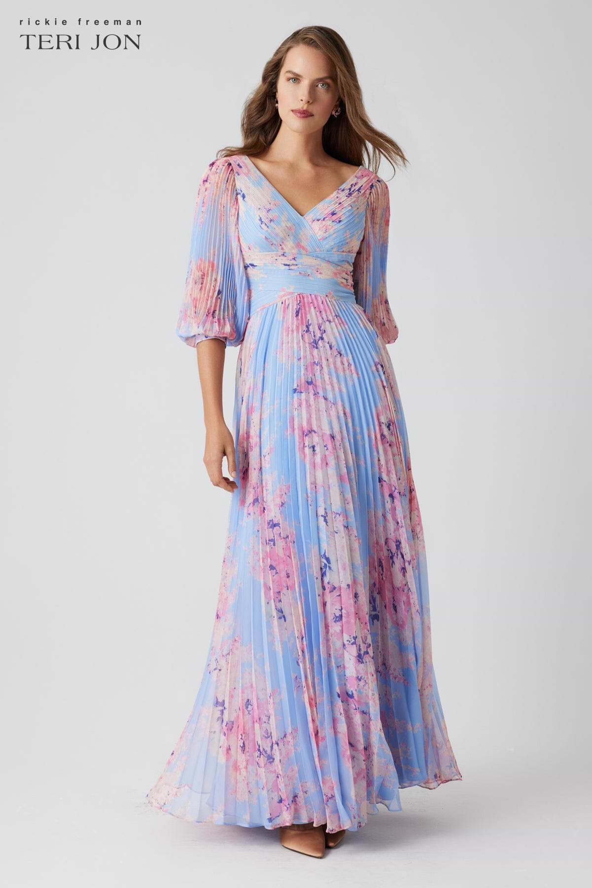 Teri Jon Printed Chiffon Pleated V Neck Gown Size 16