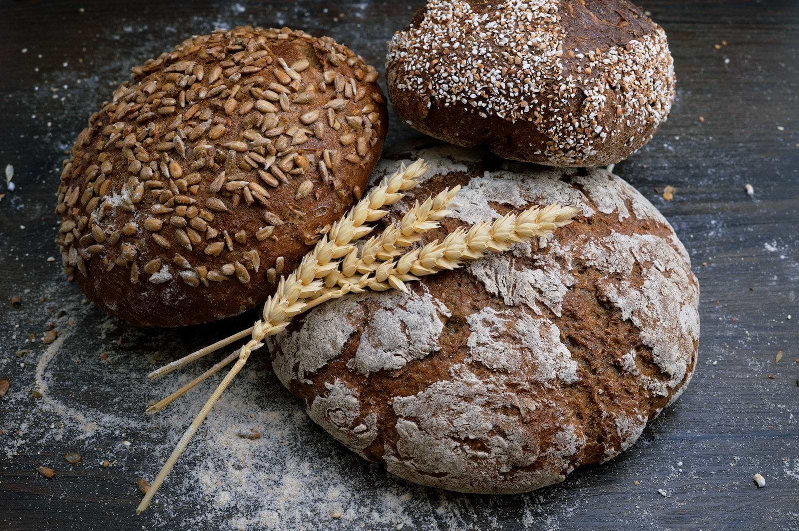 How to get rid of bloating: three loaves of wheat bread