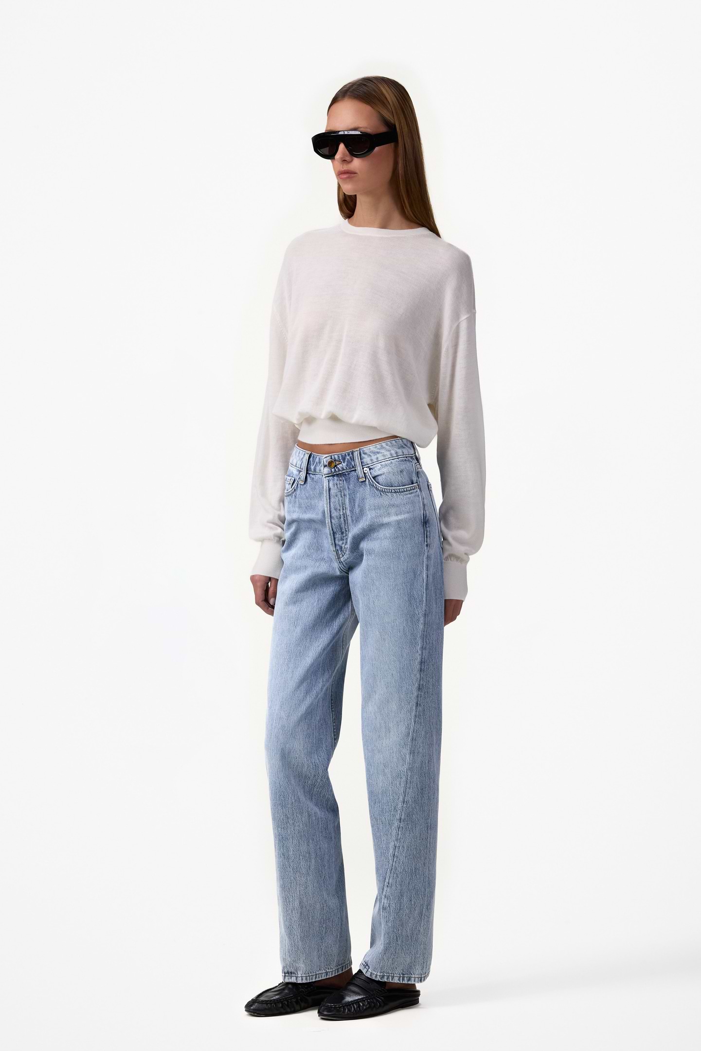 The Relaxed Twist Jean (90s Medium)