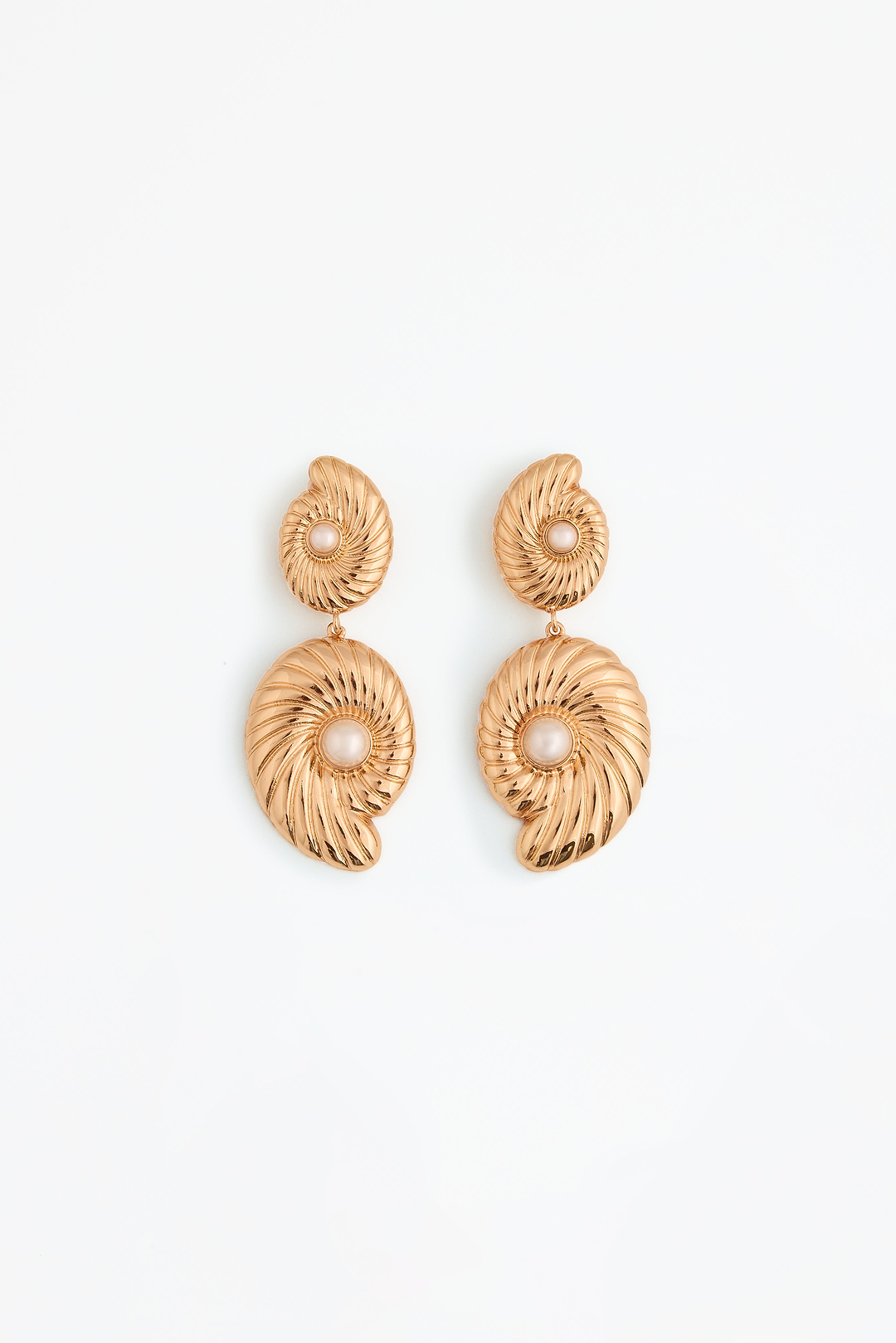 Shell Drop Earring (Gold)