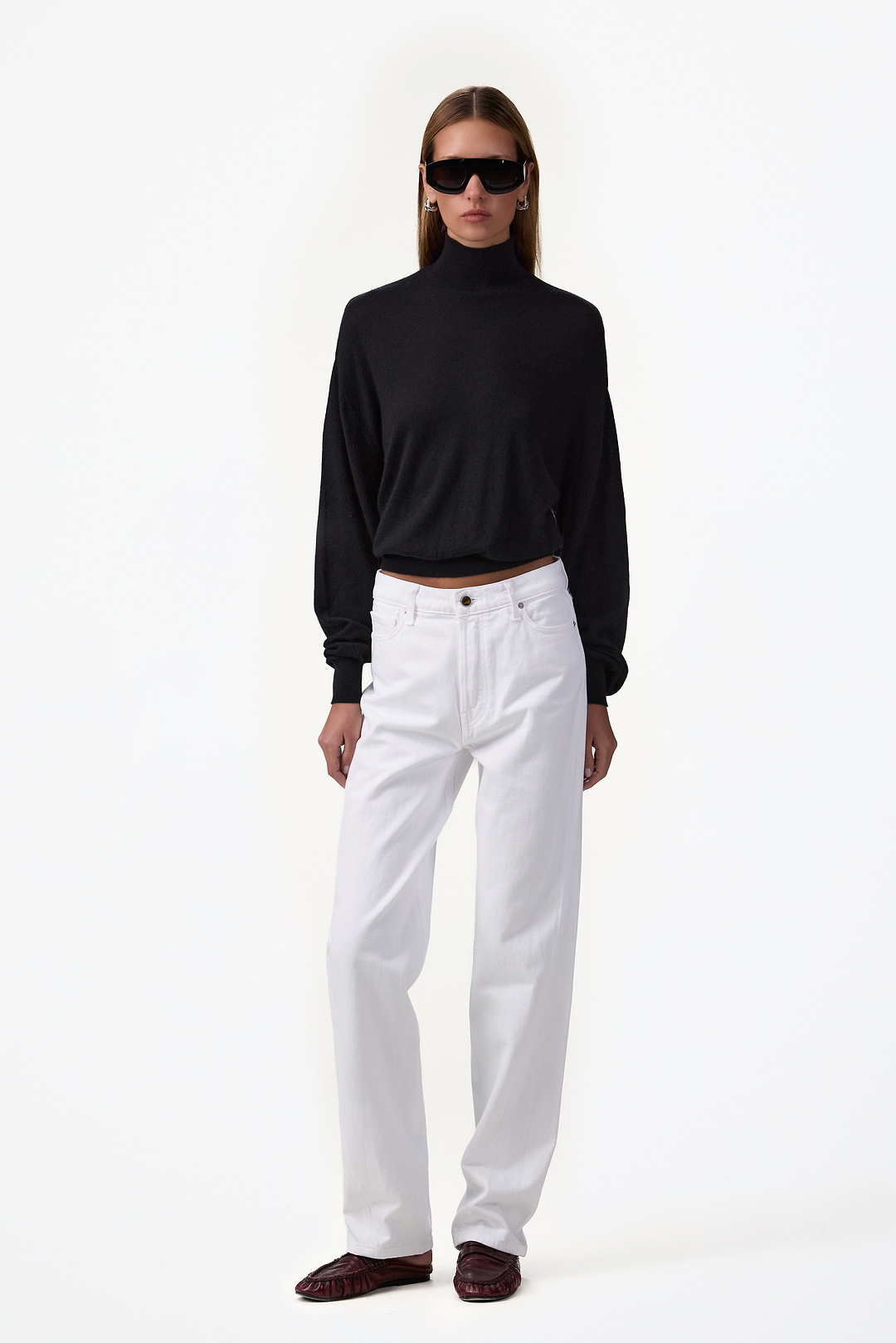 The Relaxed Twist Jean (Optic White)