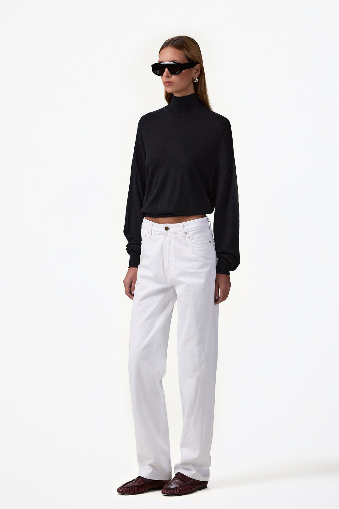 The Relaxed Twist Jean (Optic White)