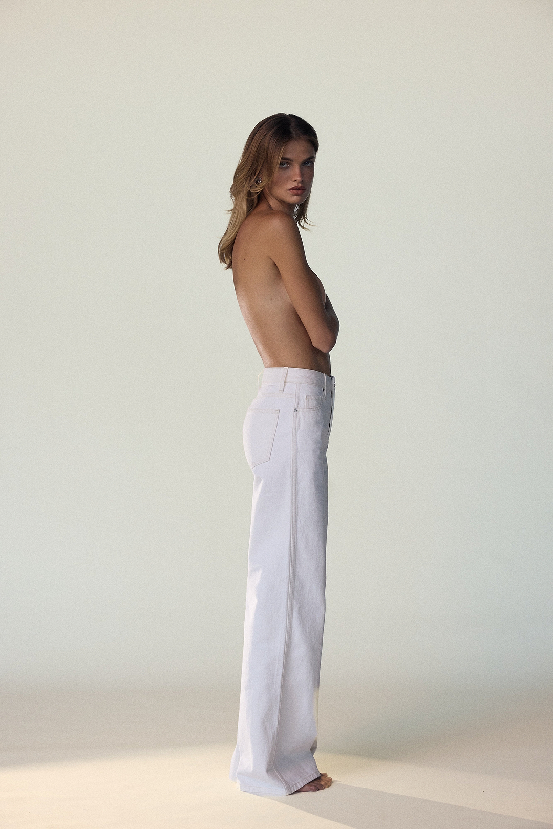 The Wide Leg Jean (Off White)