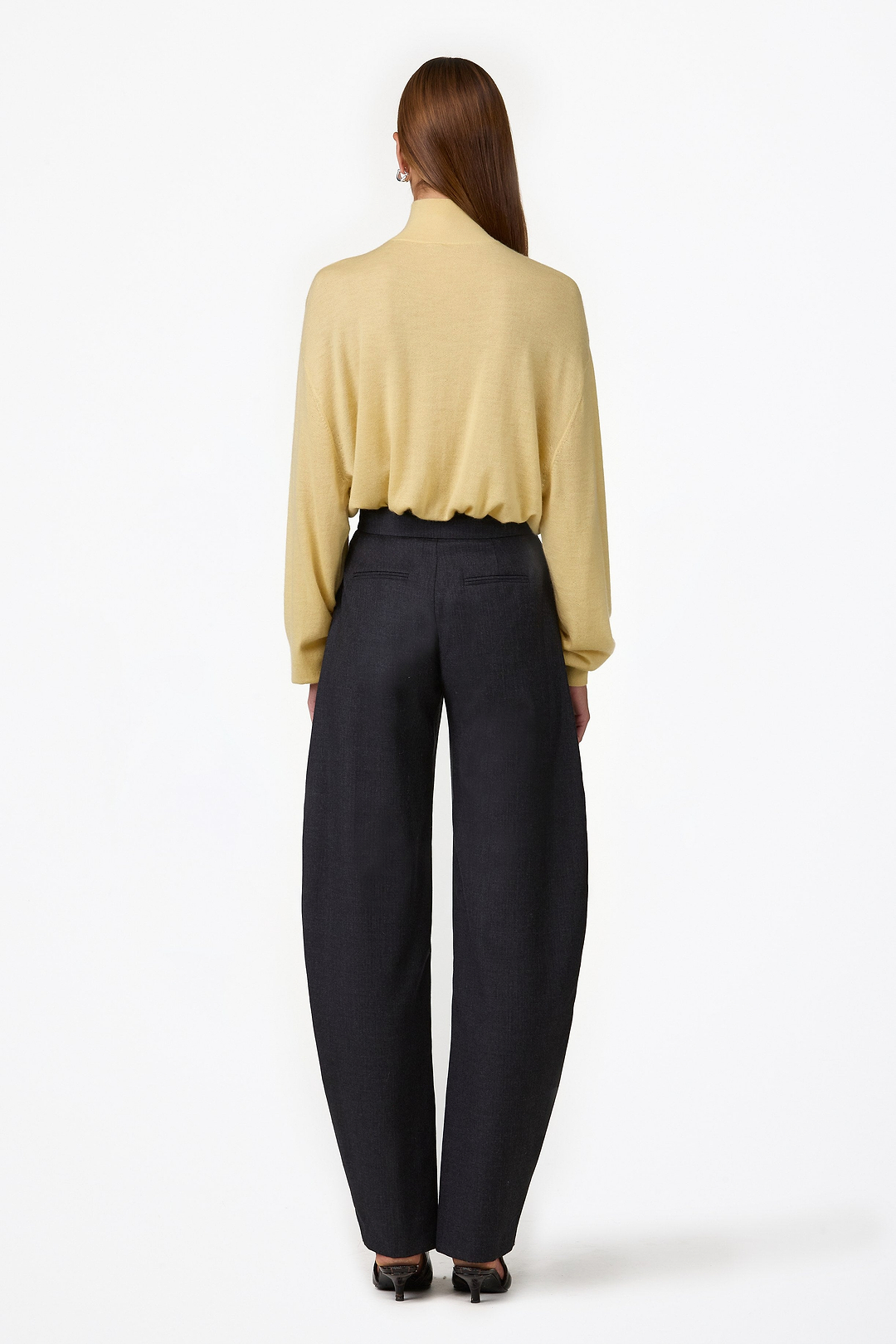 Relaxed Cashmere Turtleneck (Wheat)