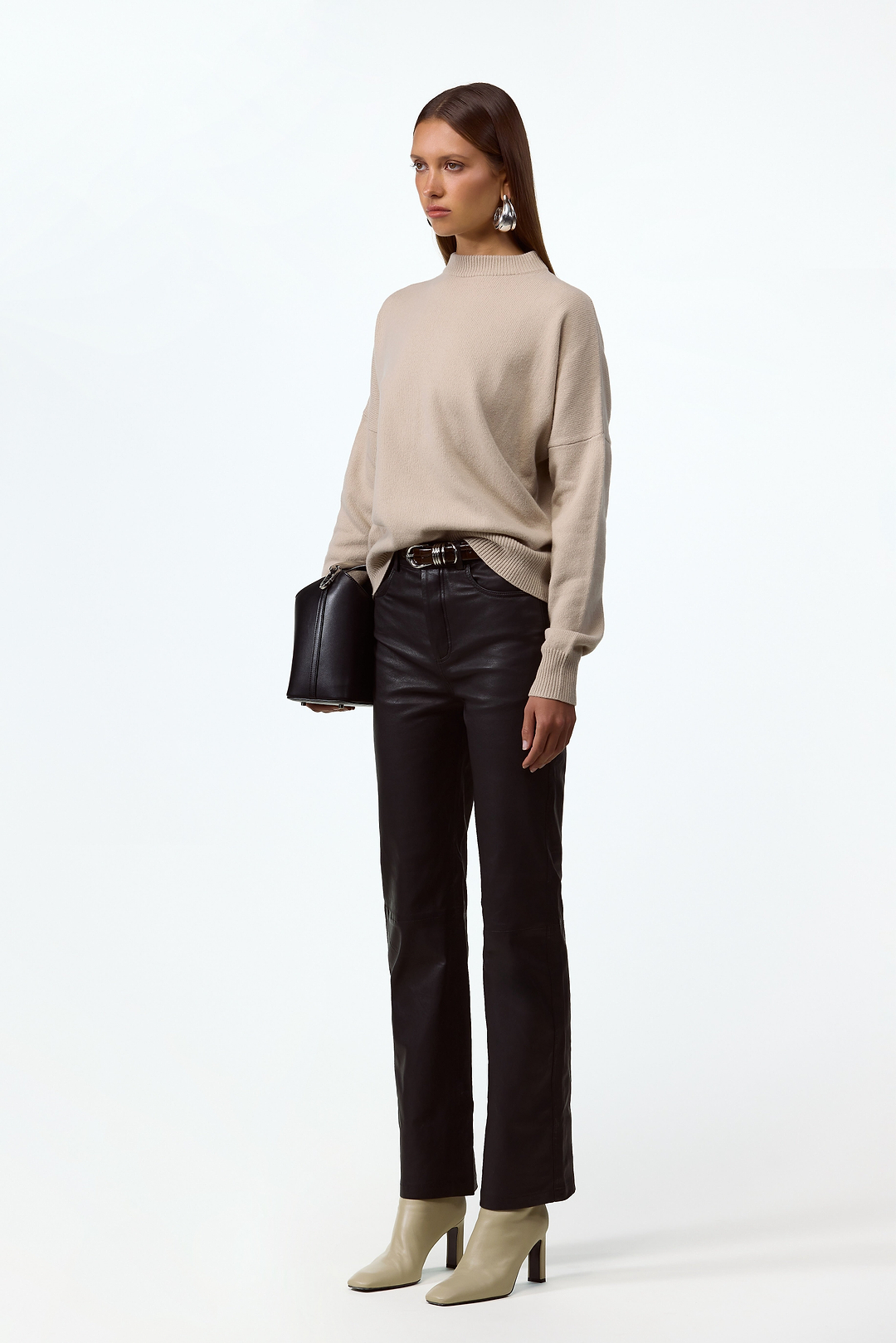Lightweight Wool Sweater (Taupe)
