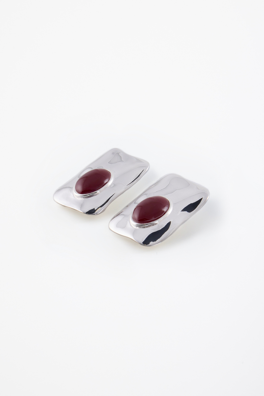 Hammered Stone Earring (Silver/Oxblood)