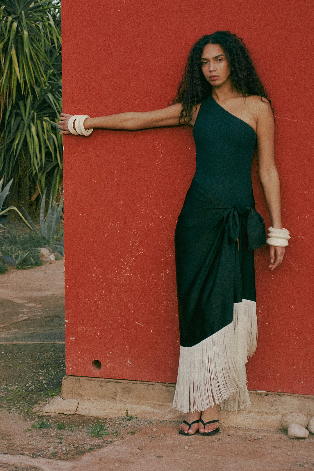 Fringe Sarong (Black/Cream)