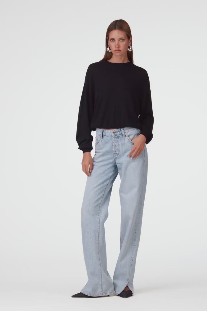 The Relaxed Low Rise Jean (Lived in Medium)