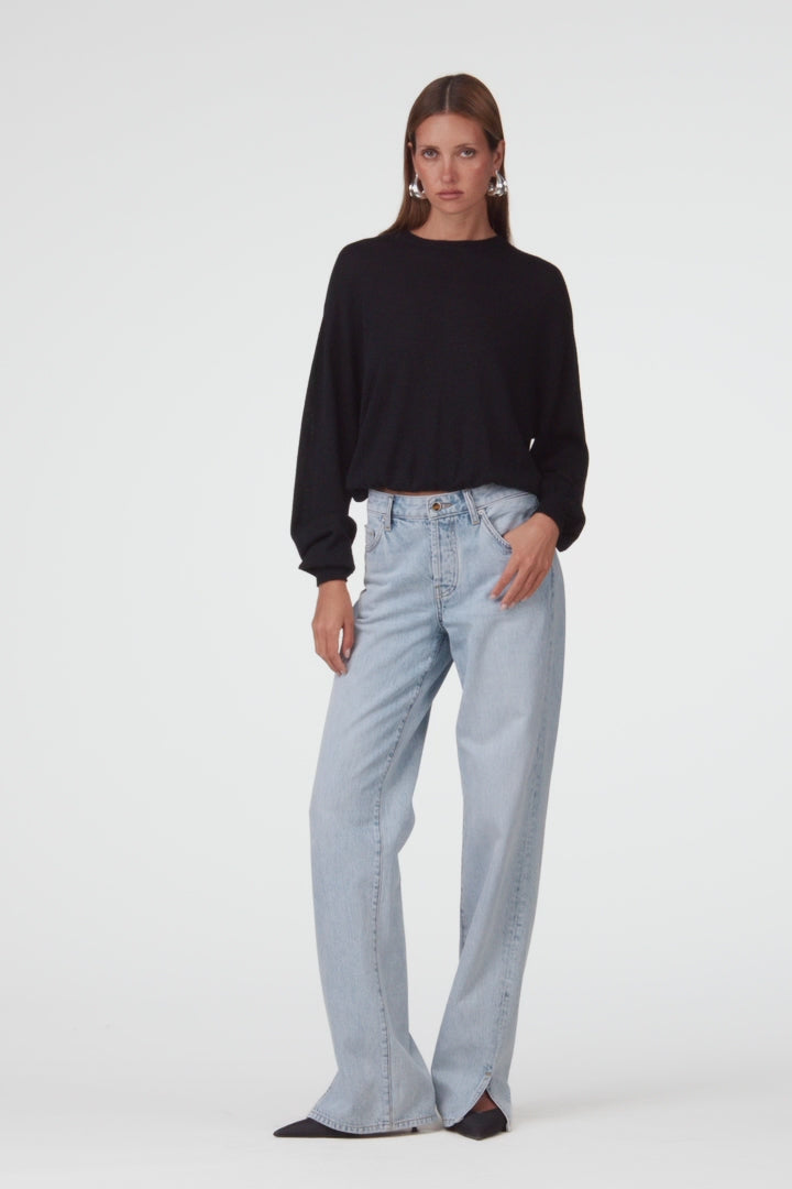 The Relaxed Low Rise Jean (Lived in Medium)