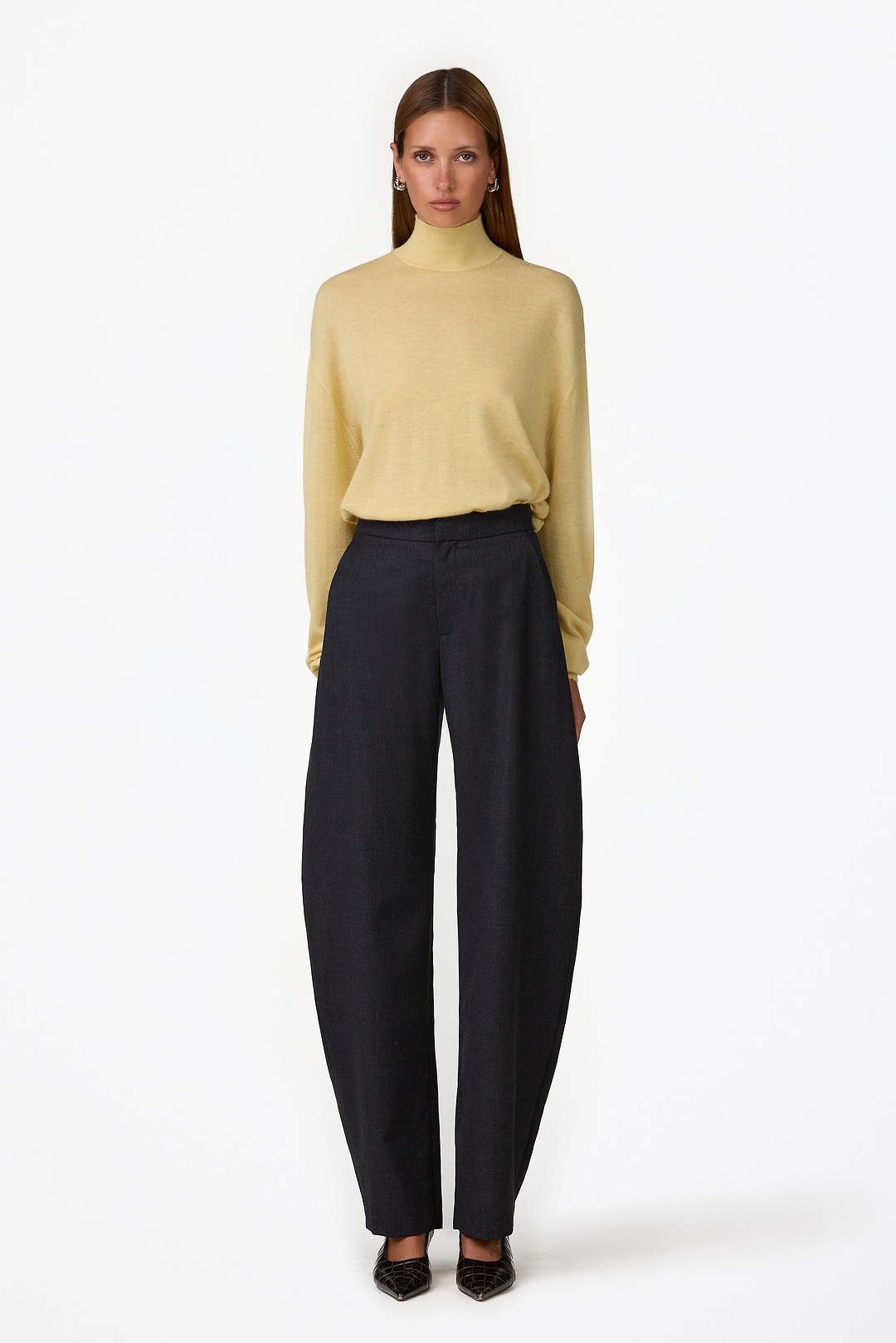 Relaxed Cashmere Turtleneck (Wheat)