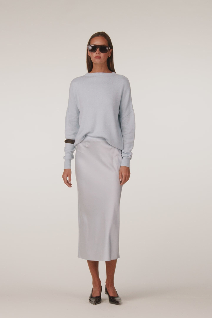 Lightweight Crewneck Sweater (Pale Blue)