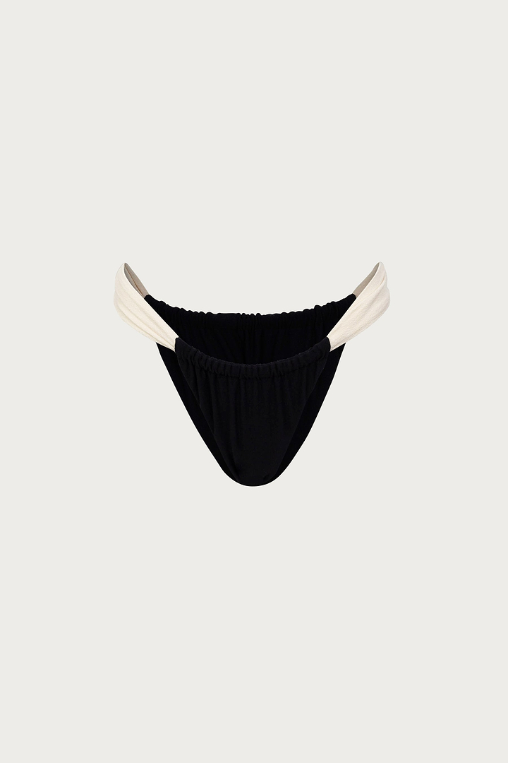 Ruched Bottom (Faux Suede Black/Cream)