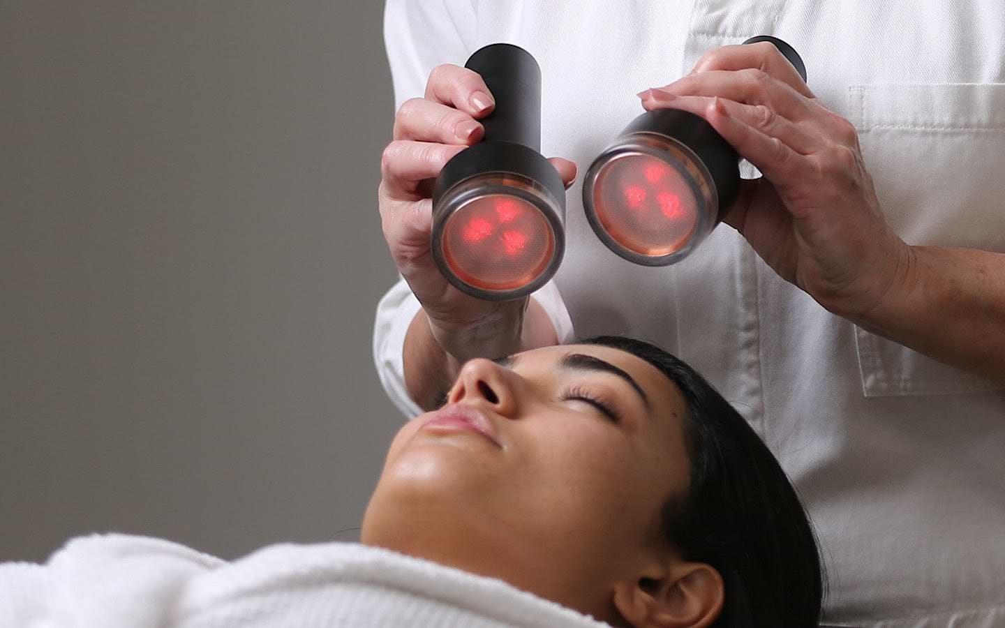 Dermatology clinic for blepharoplasty recovery support