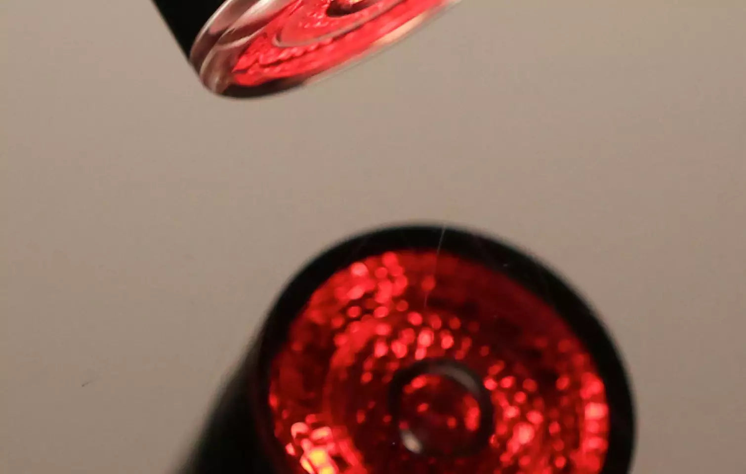 LYMA red laser device for anti-aging and skin rejuvenation