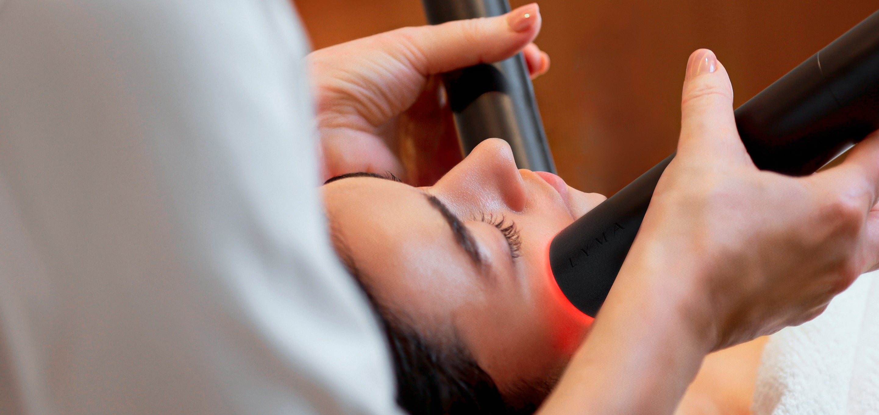 Luxury LYMA facial in US spa setting