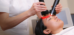 LYMA Lift - The LYMA LIFT is a 90-minute treatment at our London office. Experience the extraordinary lifting and sculpting power of two LYMA Laser PROs. Powerful but painless. No downtime required.