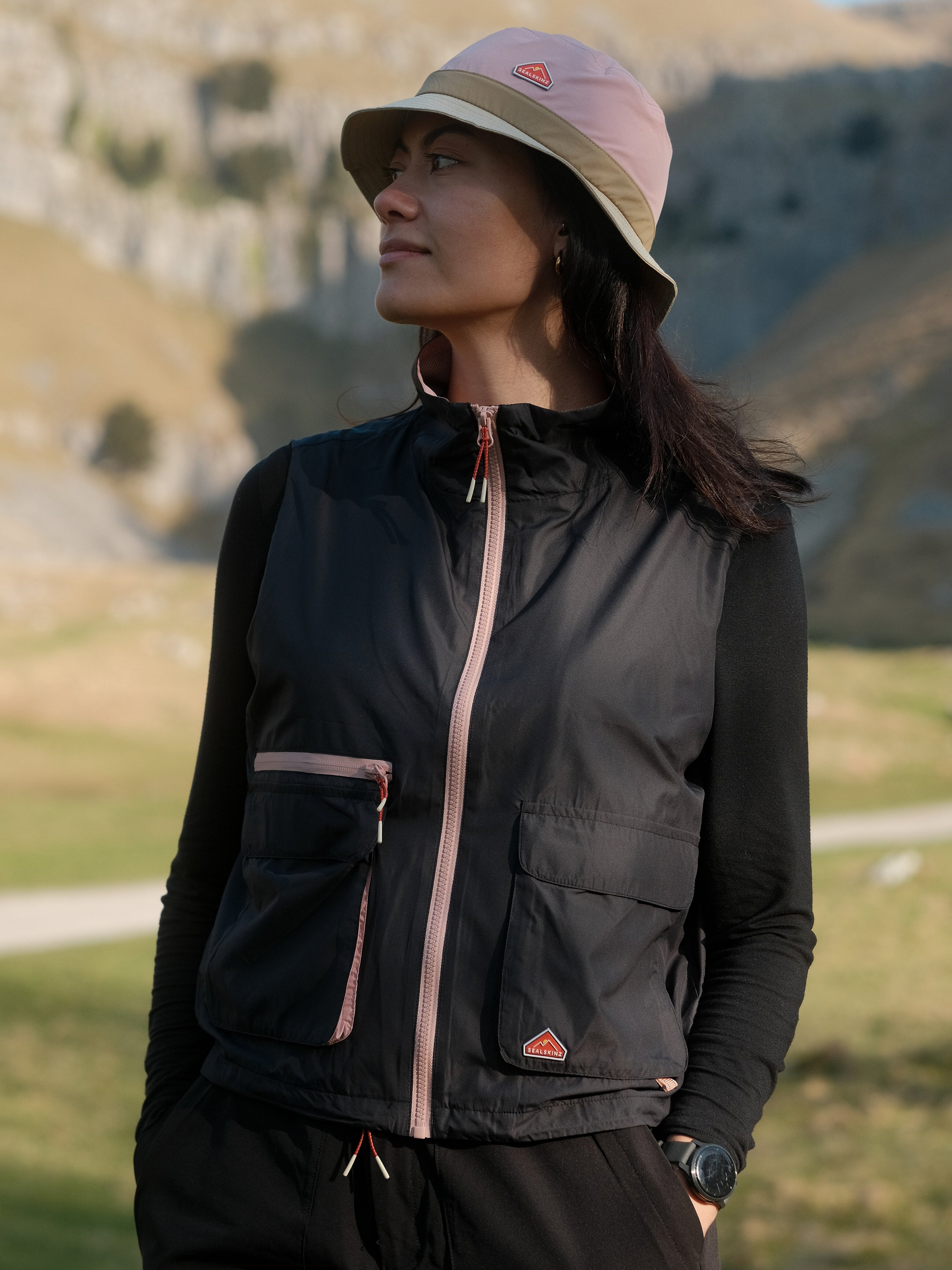 brisley - black - back