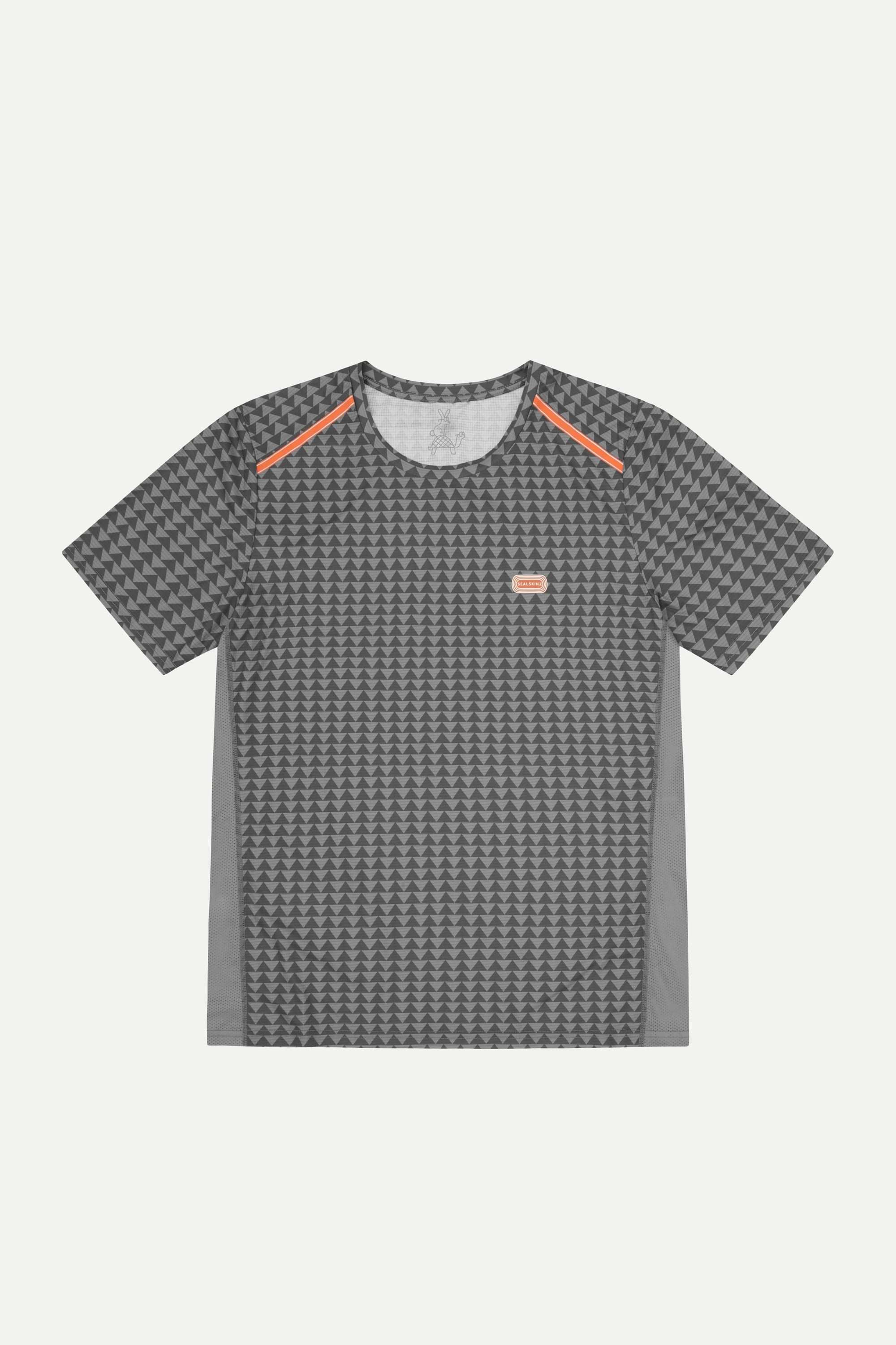 sprowston - mono black - front