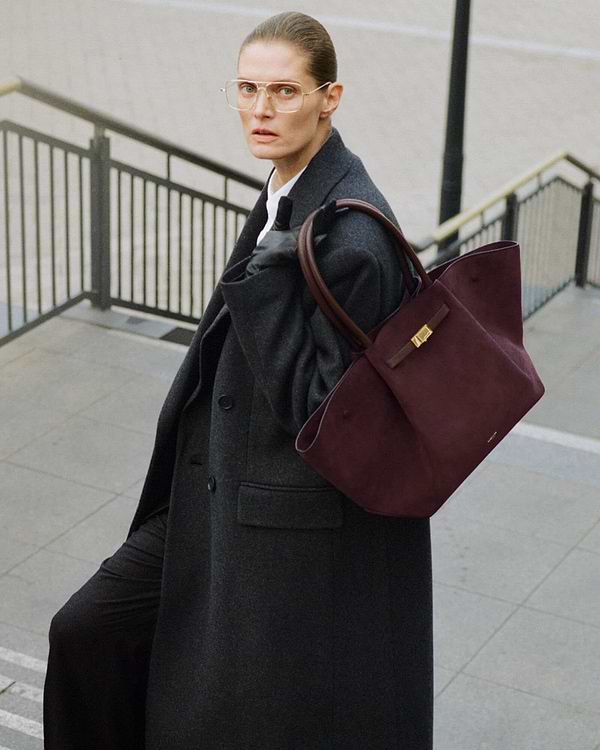 1600x2000 New_York_Burgundy_Suede_Smooth_AW25_Campaign_11782c4b 17b4 475d bf7c 4bea8ecc74f4