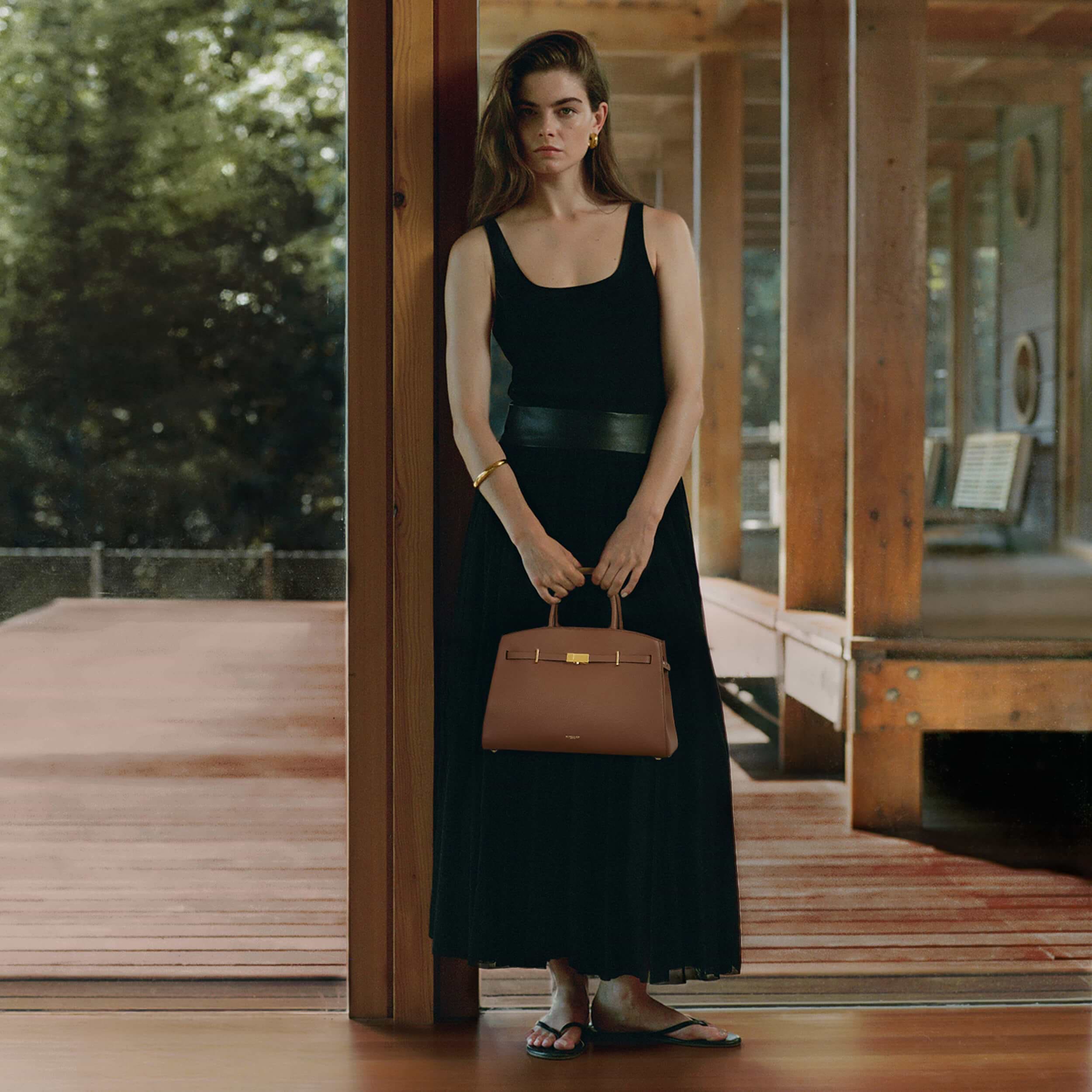 The Midi Hudson | Tan Small Grain | DeMellier
