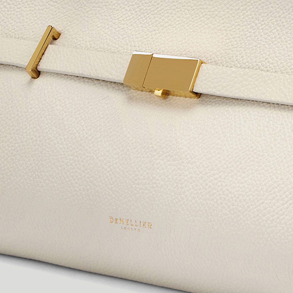 The New York Shoulder