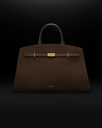 hudson_mocha_suede_black_bg_mobile_88296b40 9095 4f22 afc8 d39cea9acea5