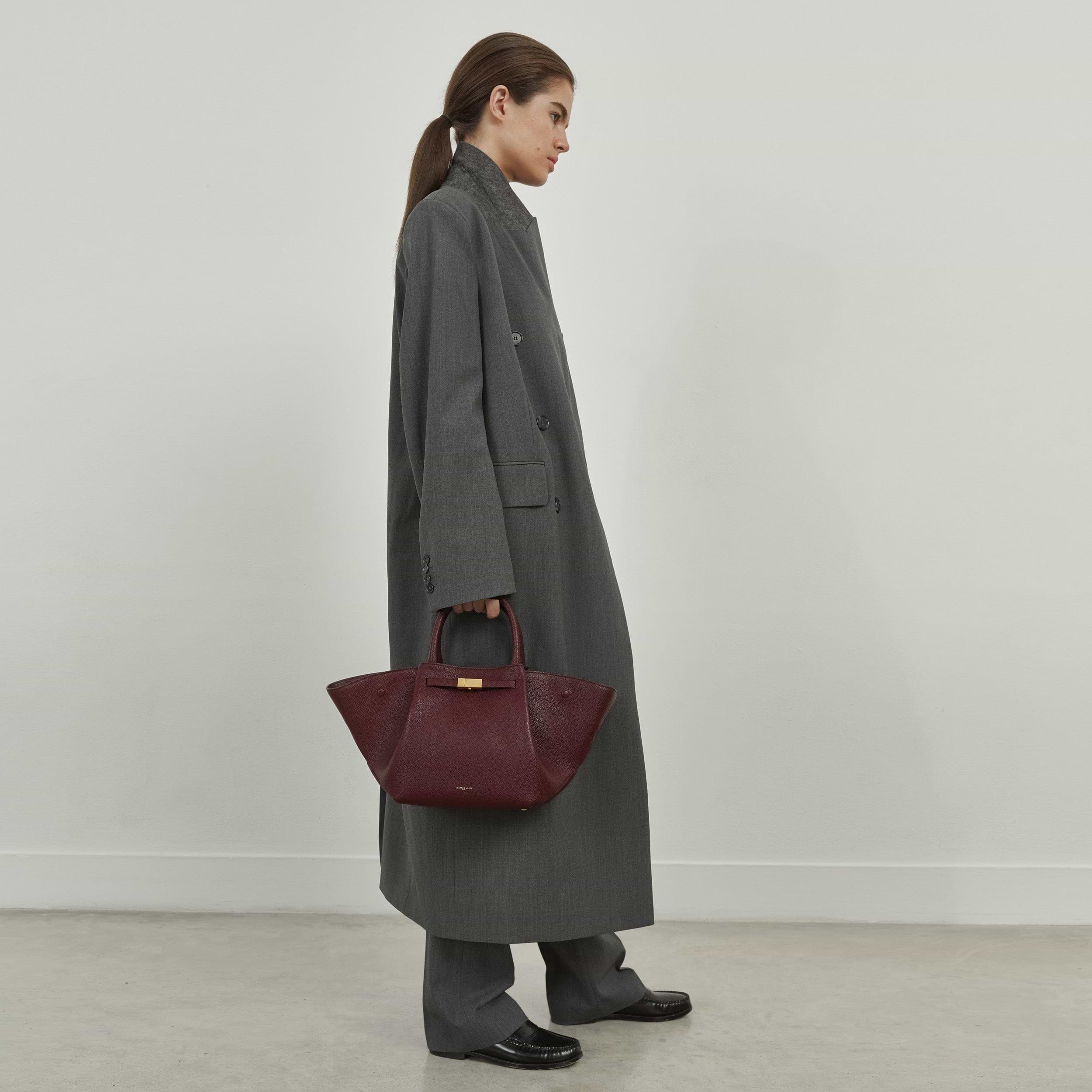 The Midi New York | Burgundy Small Grain | DeMellier