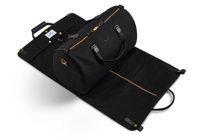 Suit Carrier Holdalls