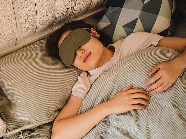 Live Longer By Fixing Your Sleep - Dr Eric Berg