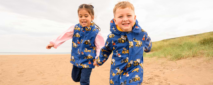 Lighthouse. Style led clothing for daily life and everyday adventures.