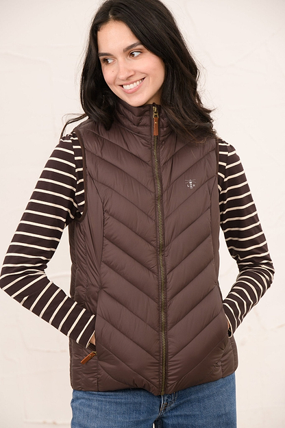 Laurel Gilet - Cocoa-Lighthouse