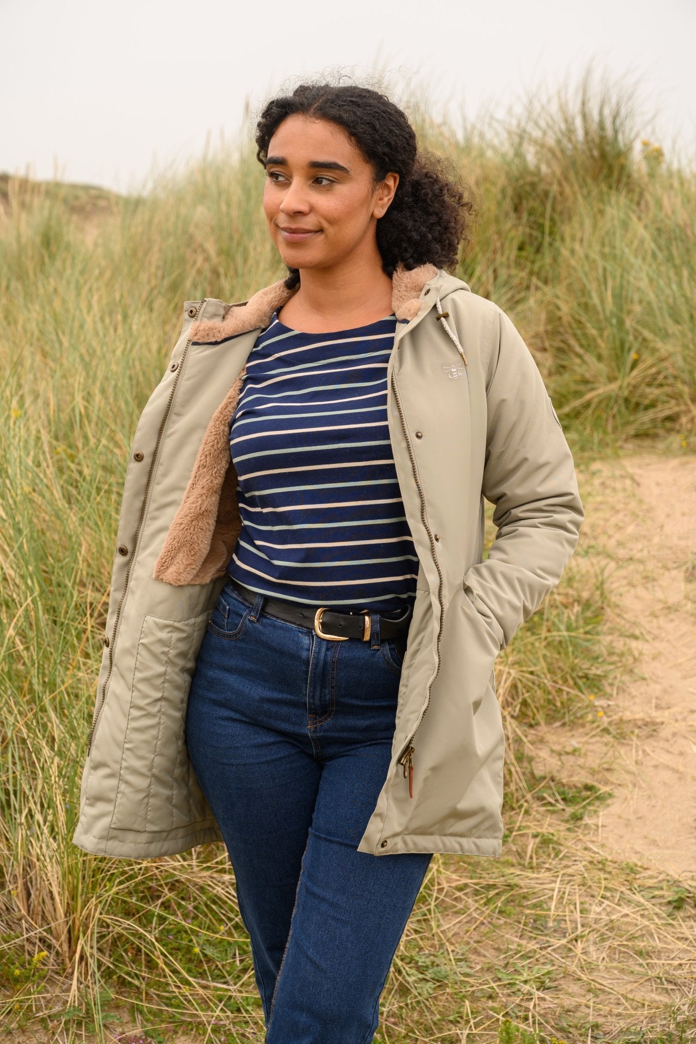 Scarlet Coat - Brushwood - Lighthouse