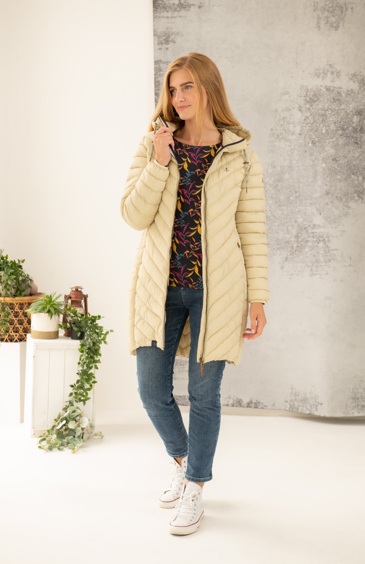 Laurel Coat - Almond - Lighthouse