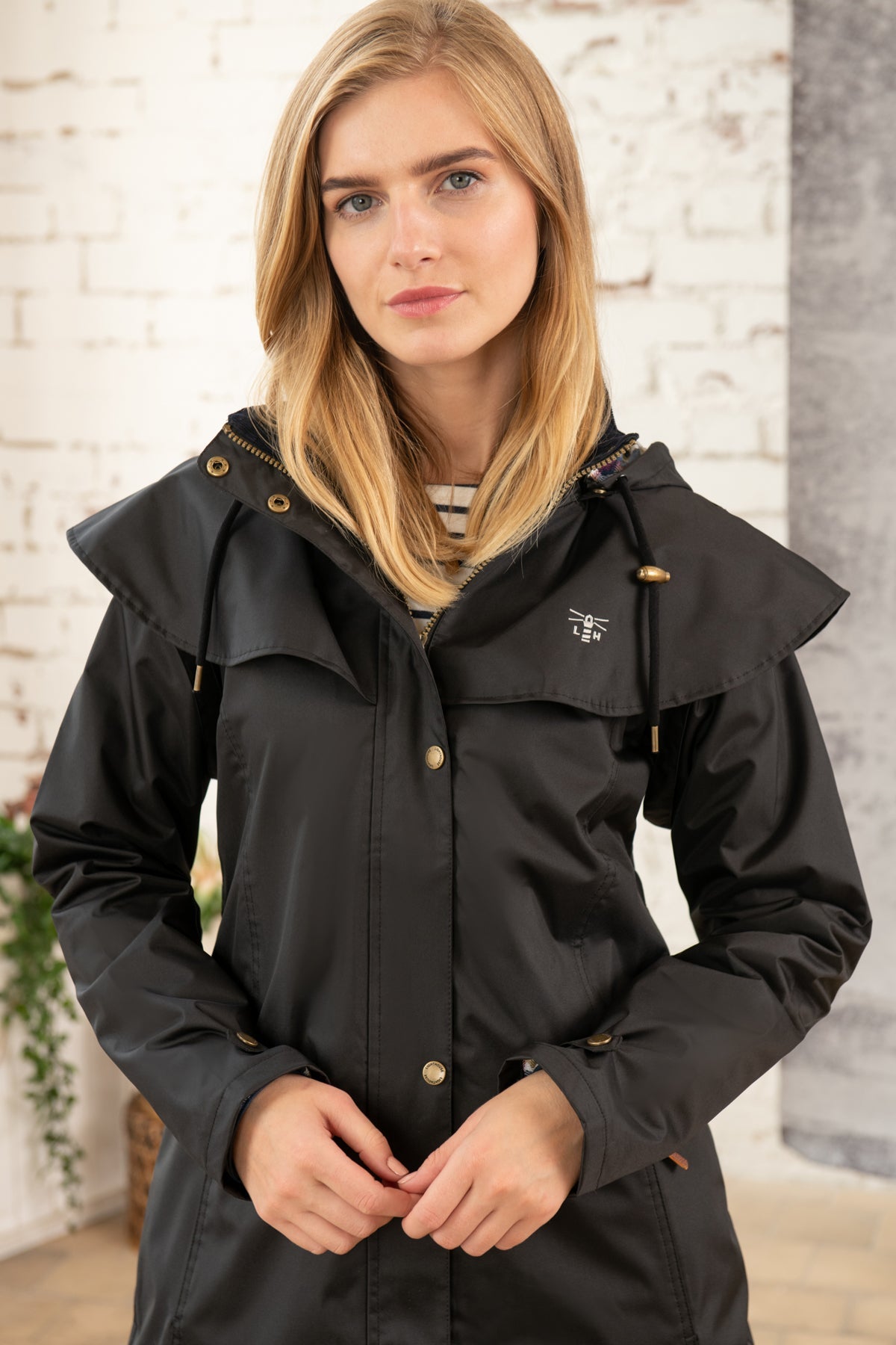 Outrider 3/4 Length Waterproof Raincoat - Black-Lighthouse