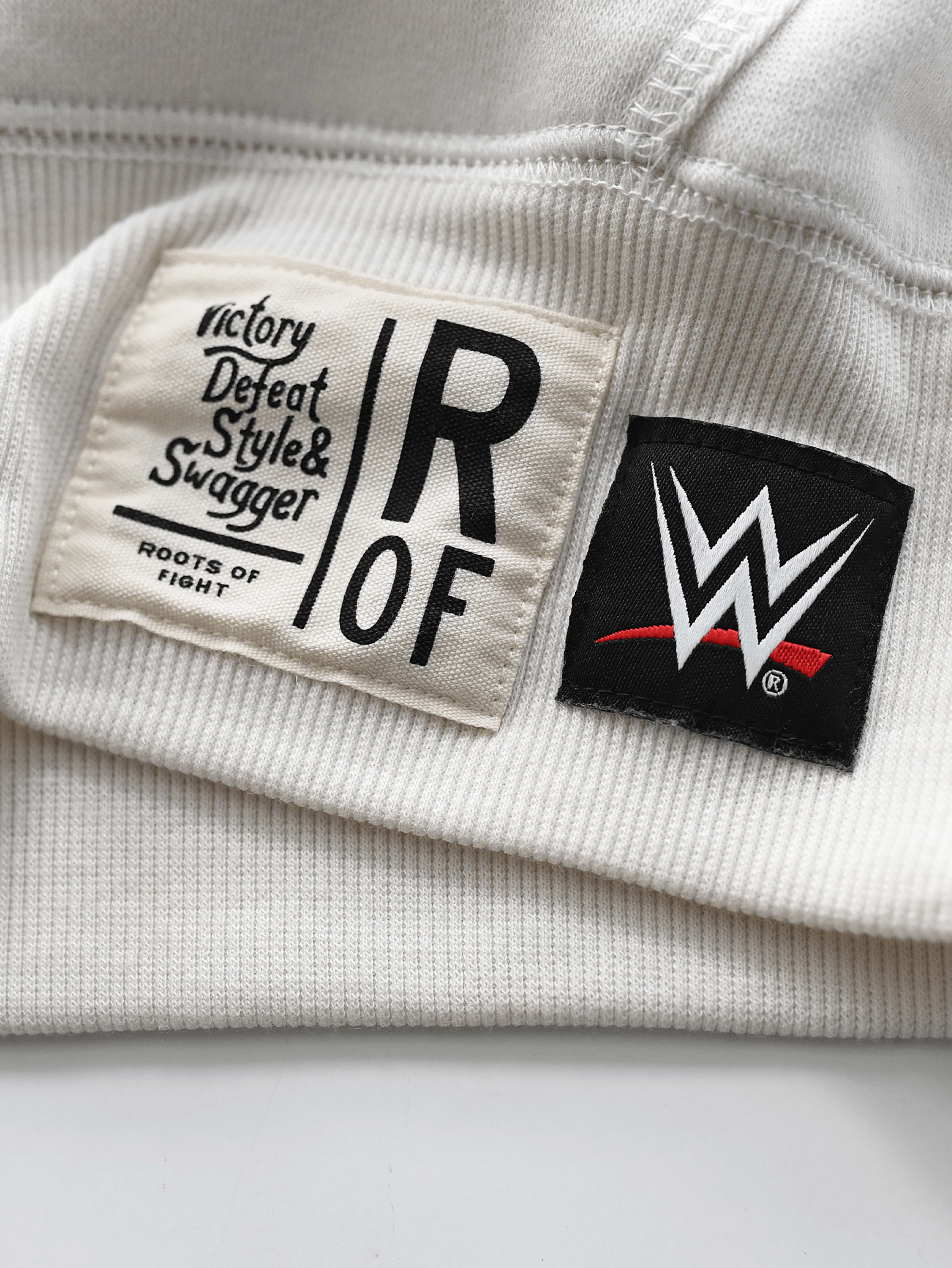 Eddie Guerrero Latino Heat White PO Hoody - Roots of Fight Canada