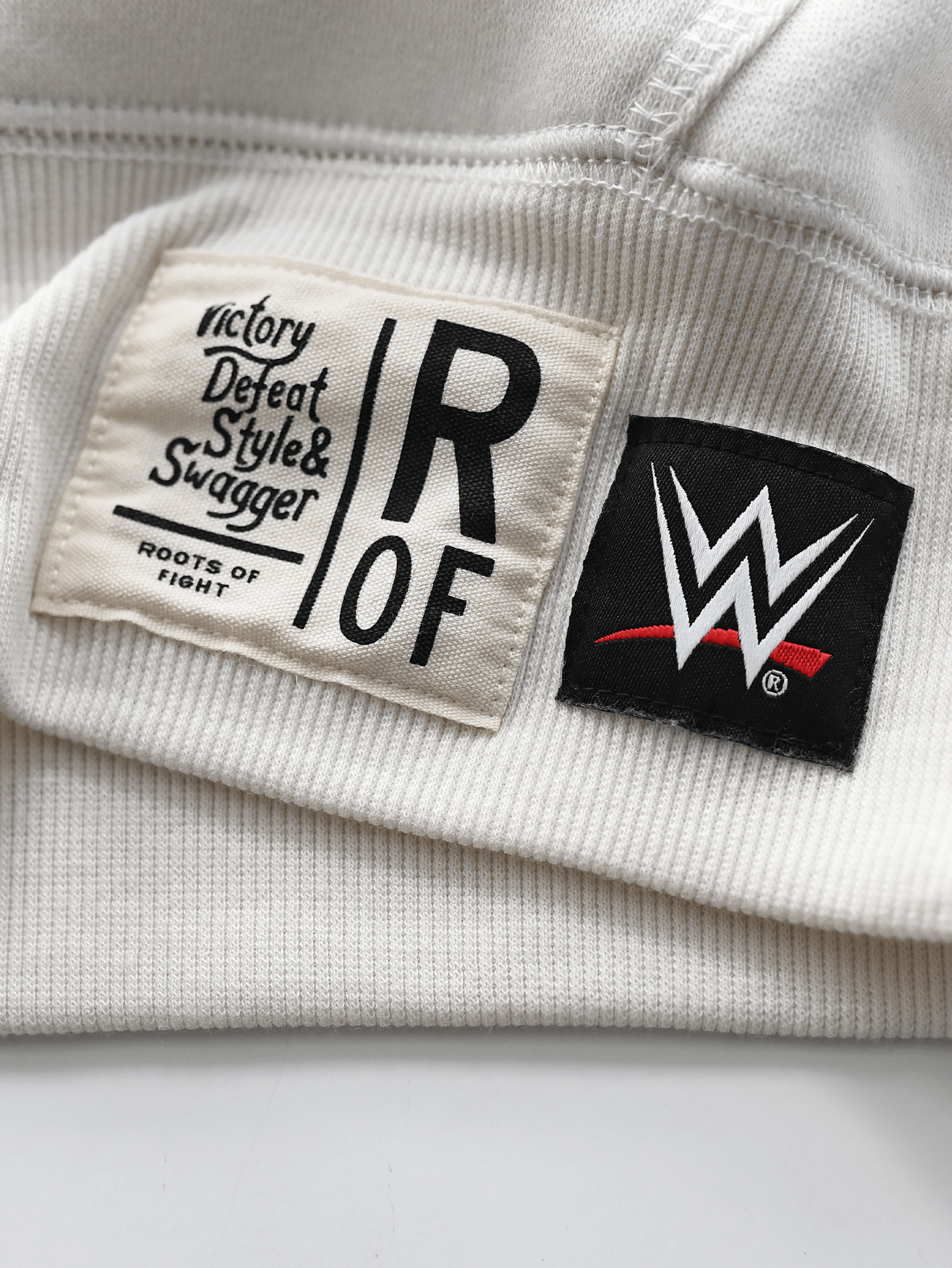 Eddie Guerrero Latino Heat White PO Hoody - Roots of Fight Canada
