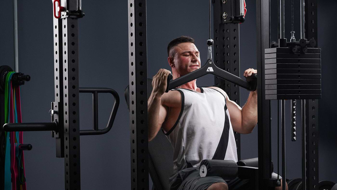 Modulare Studiolösungen: Latzug Training