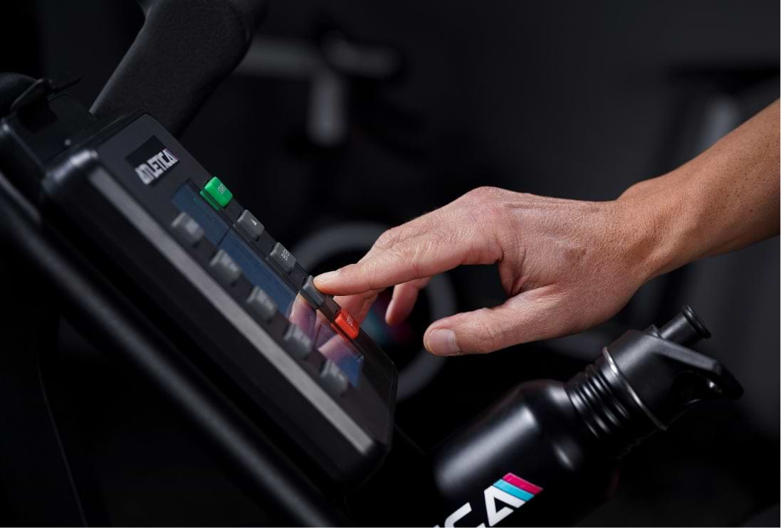 Großes Display mit vordefinierten Programmen: MagnaBike