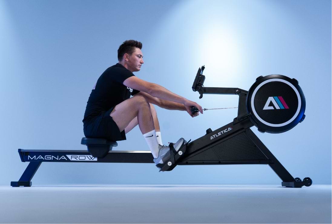 Rudern am Magnarow Rudergerät von Atletica