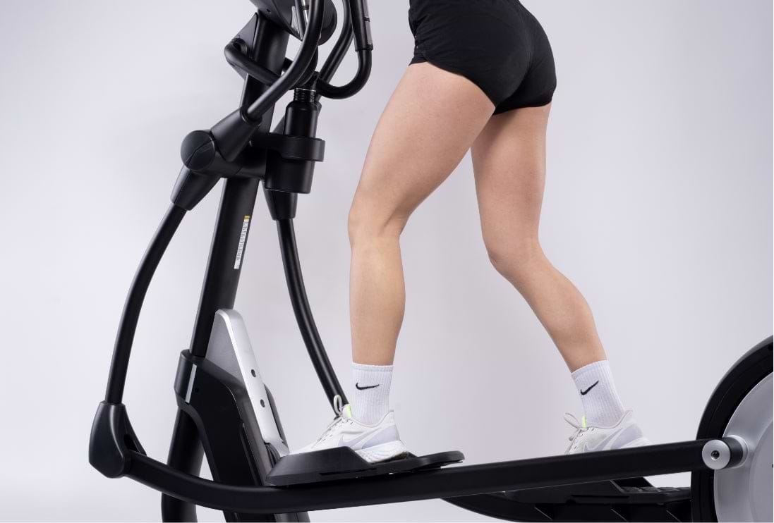 natürlicher Bewegungsablauf am Beam Crosstrainer