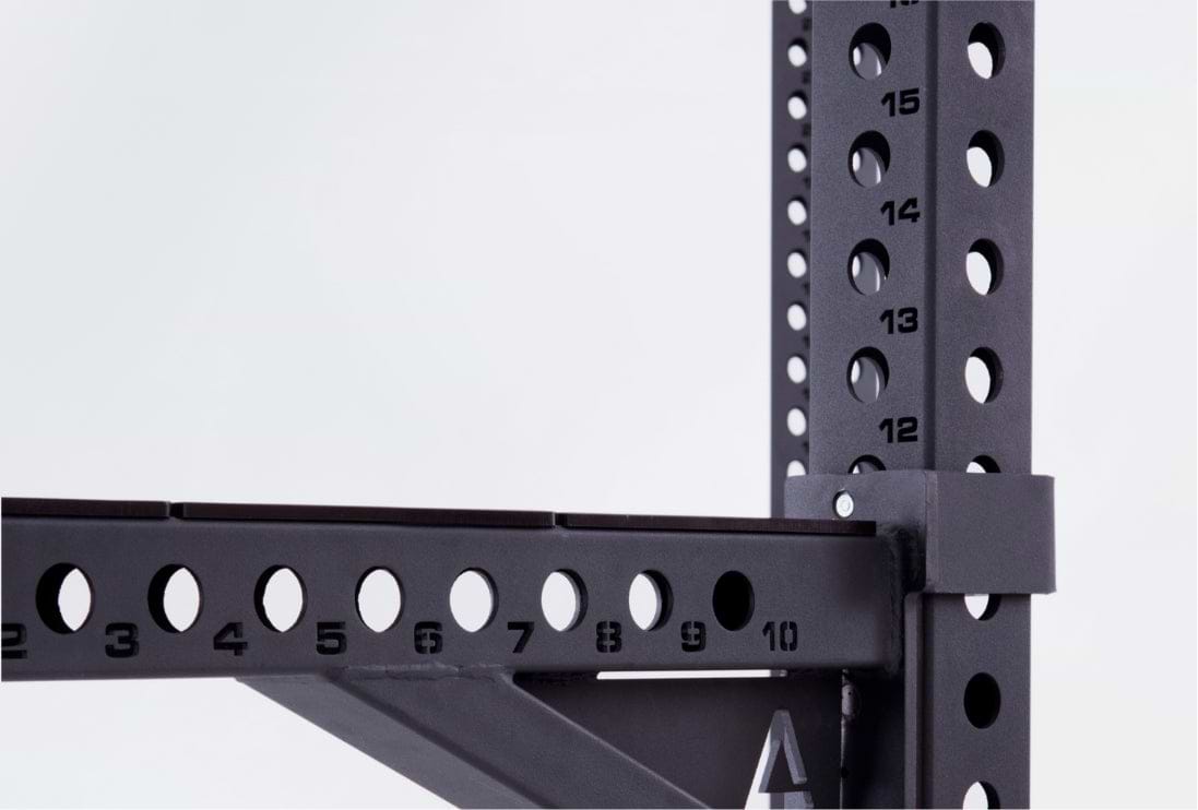 Stabilität & Standfestigkeit: R8 Blade Power Rack Cage