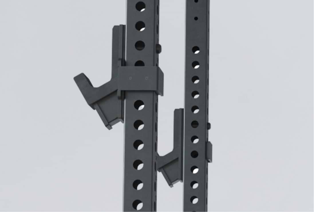 verstärkte J-Hooks am R8 Shockwave