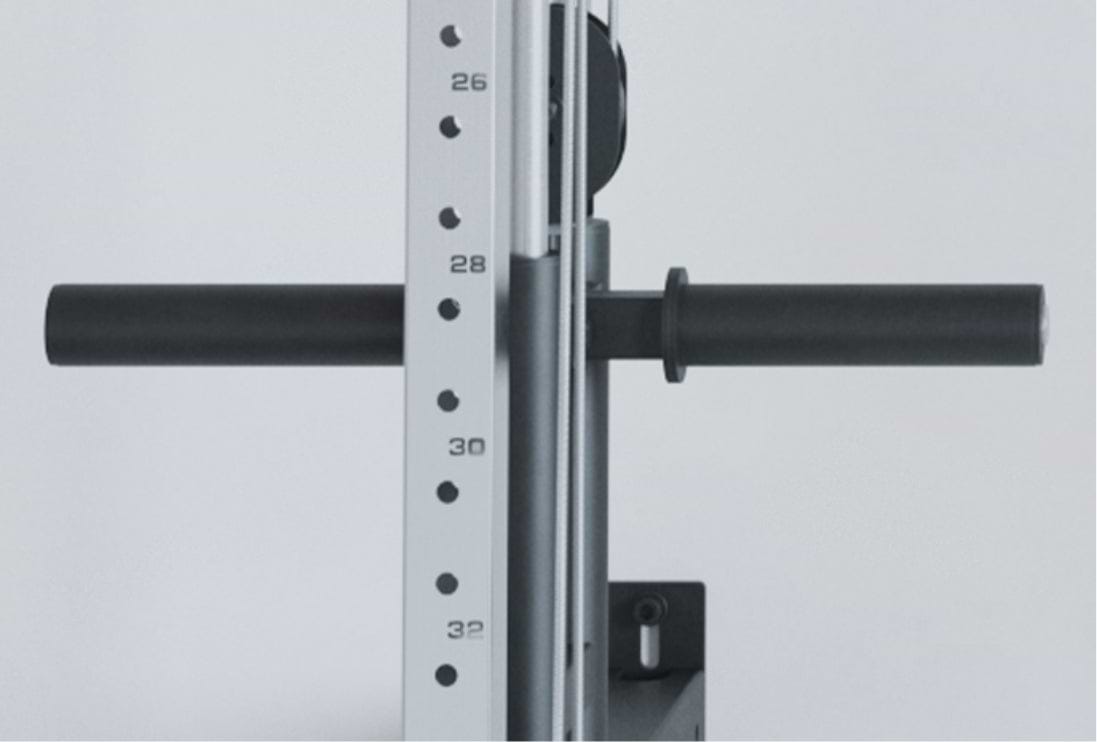 Gewichtsaufnahmen an der R8 Nitro Kabelzugstation