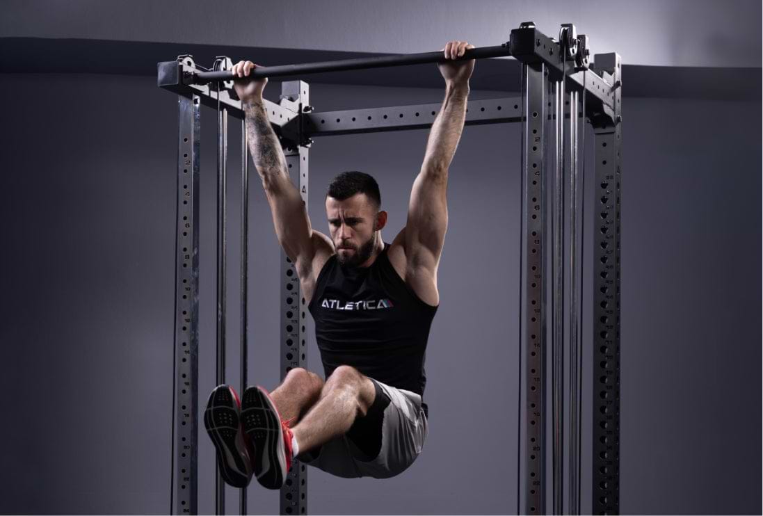 Klimmzüge am R8 Nitro Power Rack