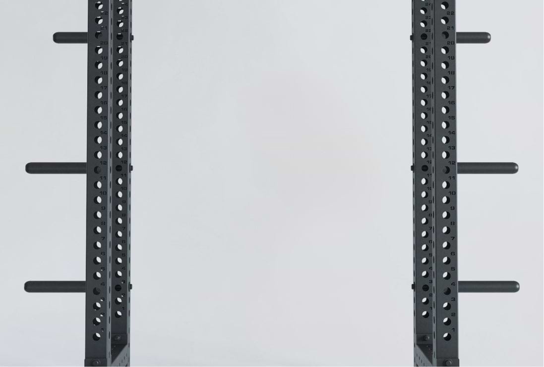 R8 Oxygen Power Rack mit Hantelscheiben Aufnahmen für mehr Ordnung