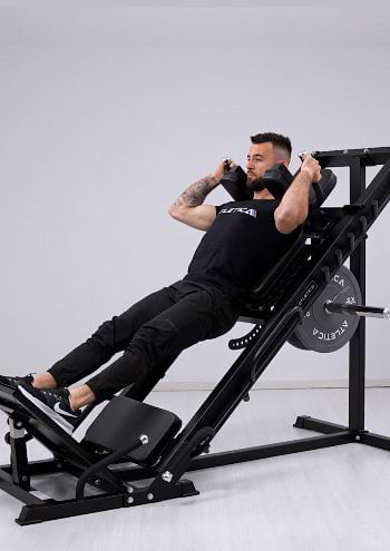Leg Press an der Hive Beinpresse