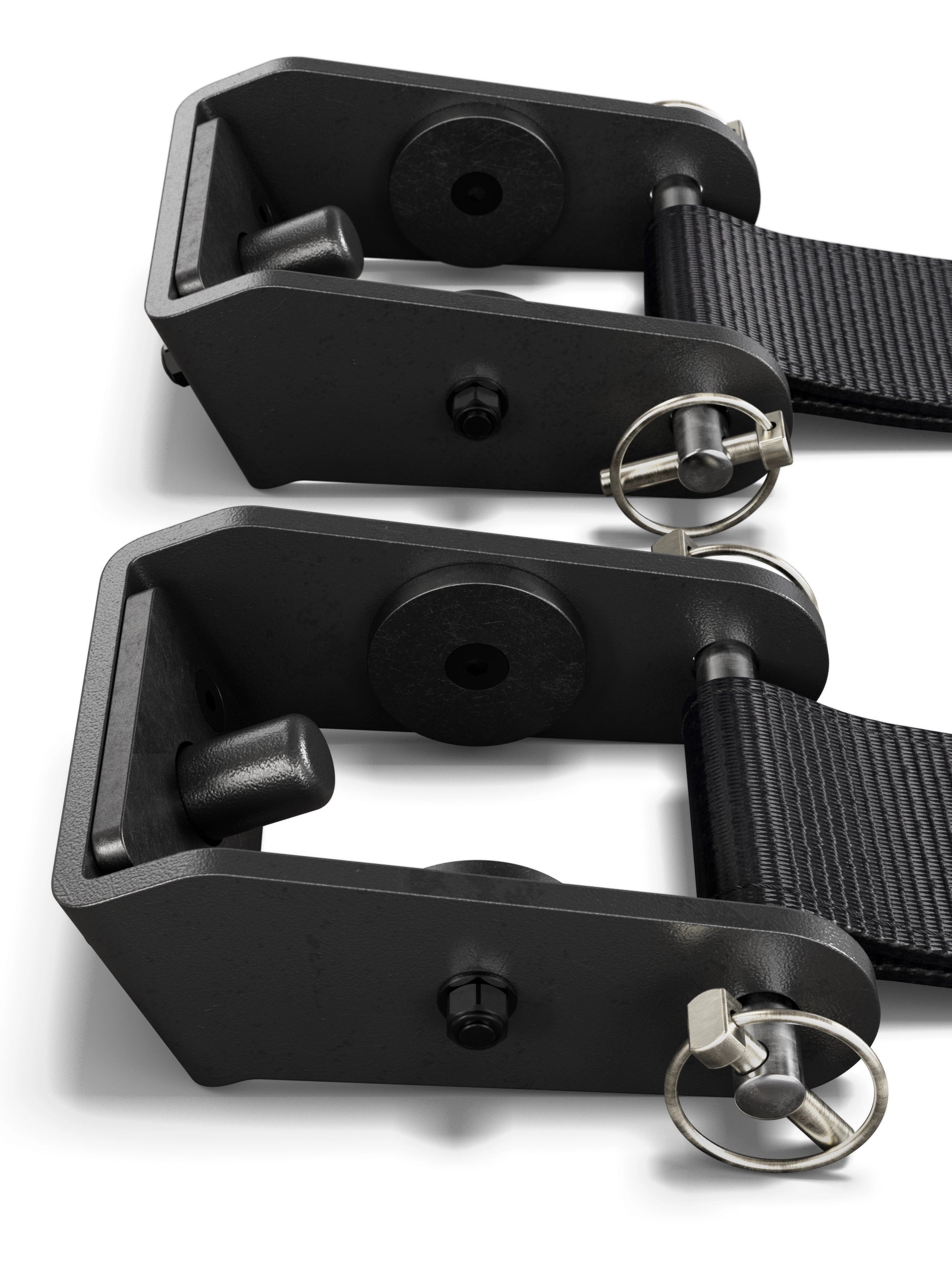 ATLETICA R7 Safety Straps – Nahaufnahme der robusten Metallklemmen zur Rack-Befestigung