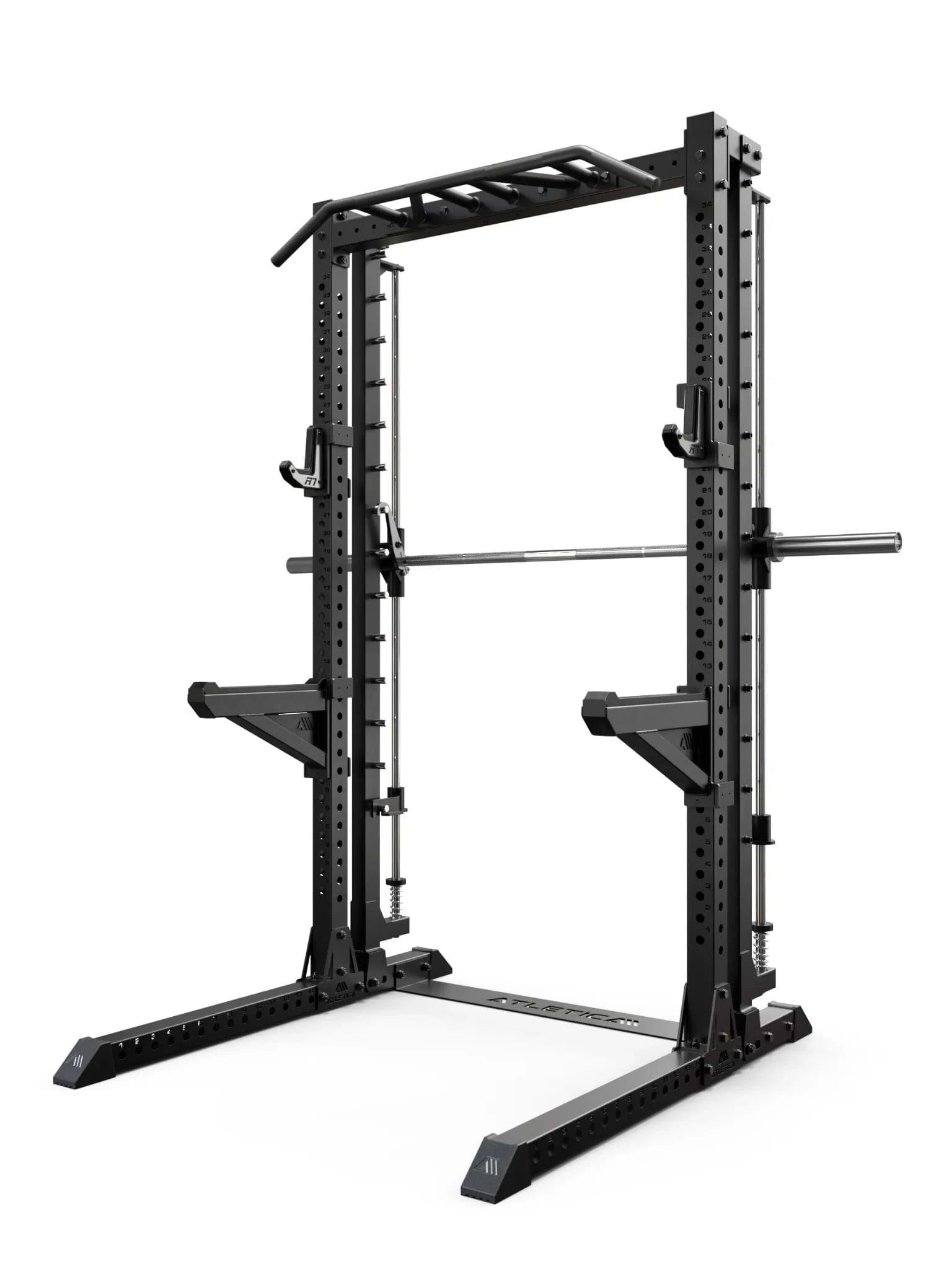 R7 Saber – Gesamtansicht mit Smith Machine, Multigrip-Klimmzugstange, J-Hooks und Safety Spotter Armen