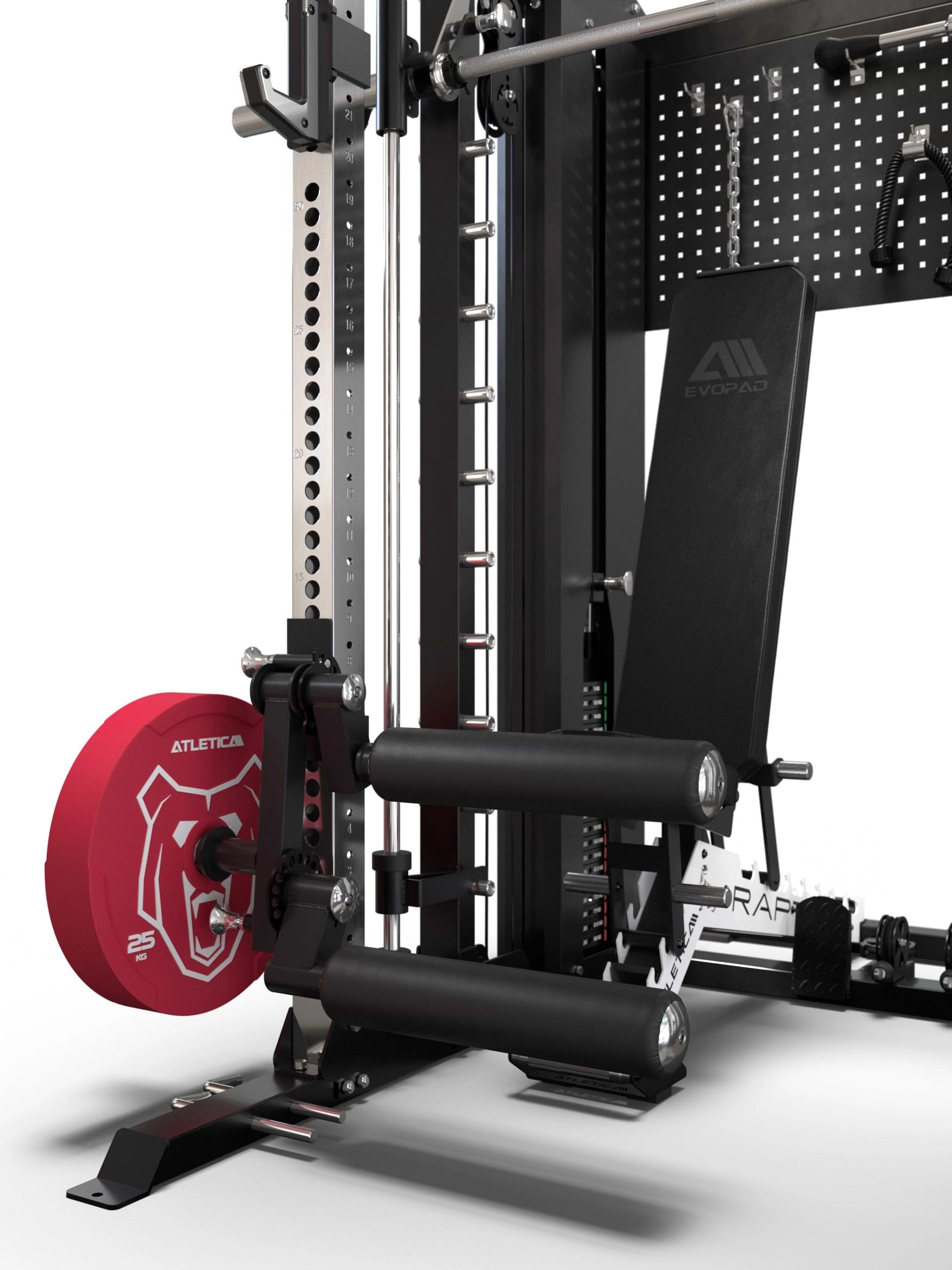 Kraftstation Defender mit Fußplatte und ergonomisch konzipierte Griffe & Bewegungsachsen für Hantelbank Übungen